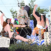 土崎神明社祭の曳山写真ギャラリー