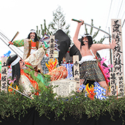 土崎神明社祭の曳山写真ギャラリー