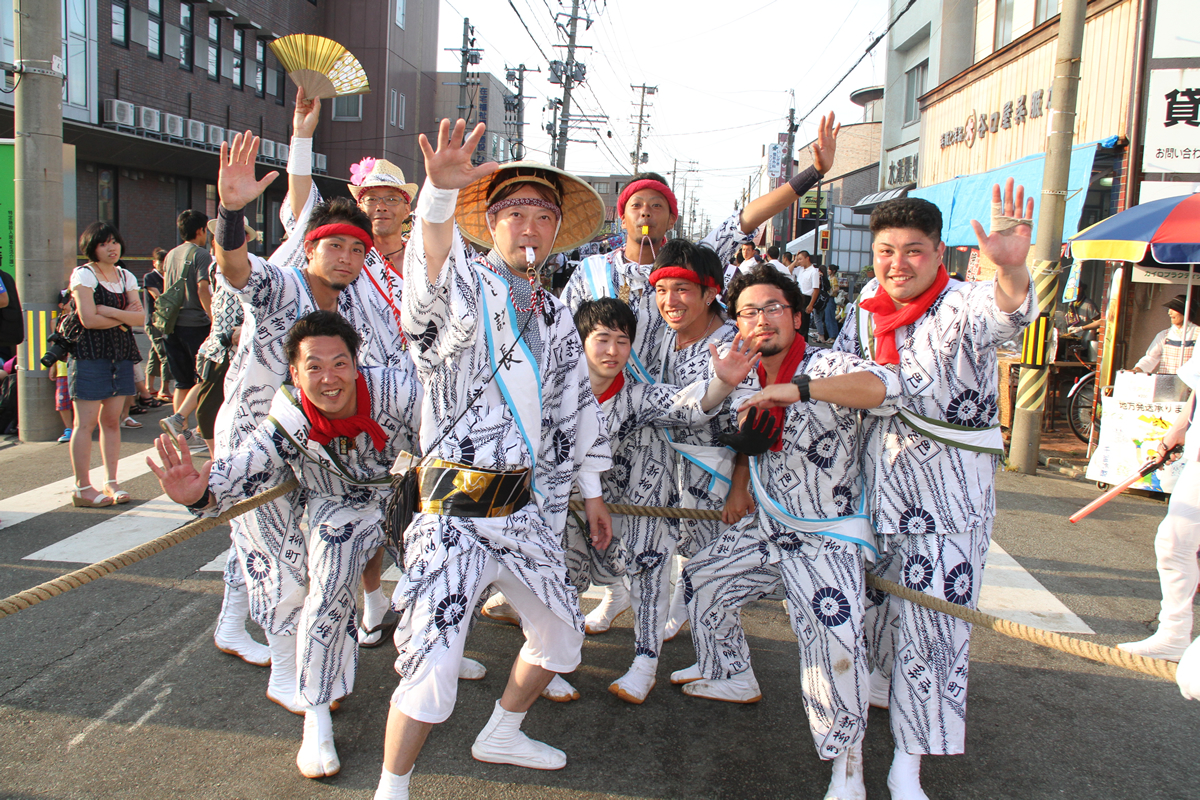土崎神明社祭の曳山写真ギャラリー
